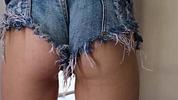 lovely lesbians dive into steamy threeway fun 👩‍❤️‍💋‍👩🔥😘