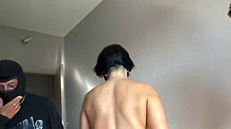 想看意大利骚熟女狗爬后入肛交群P花园内射吗？