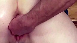 dude fists brunette babe's wet vagina with tits bouncing 😈