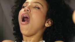 卷毛罗米·因迪卡床下油滑荷兰旅社群P轮奸