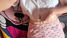 i'm rubbing my pussy on this table so hot 😩 intense orgasm cums 💦🔥